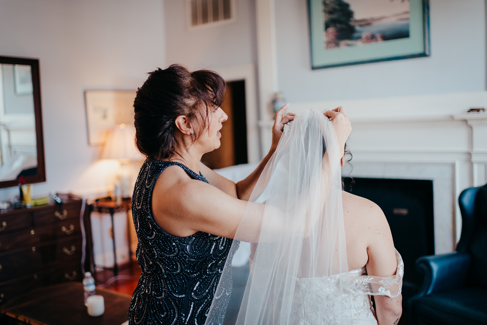 Bride getting ready at Agapae Oaks in the main house